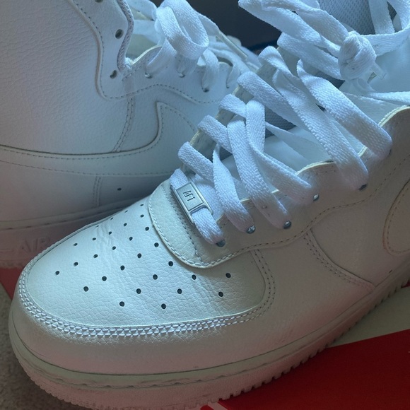 Men’s Hi-Top Air Force One’s ALL WHITE w/straps Size 11.5 👟 - Picture 2 of 12